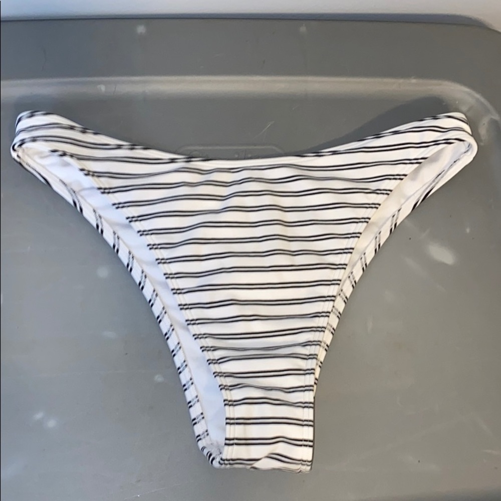 striped cheeky ruched back bikini bottoms